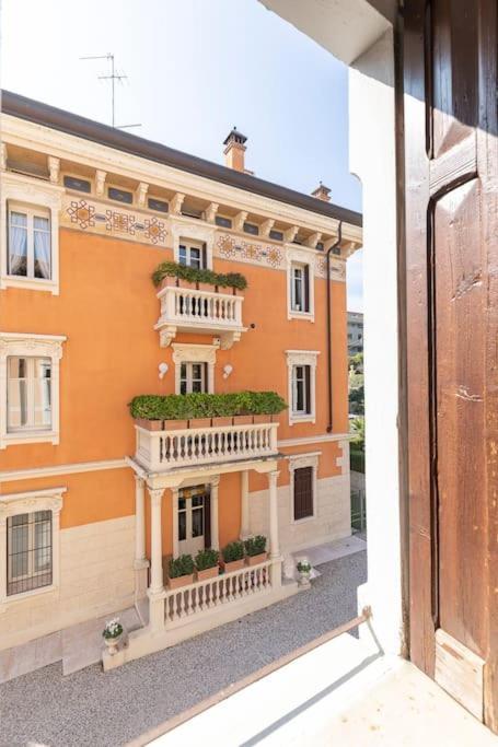Residenza Sirtori Free Parking Leilighet Verona Eksteriør bilde
