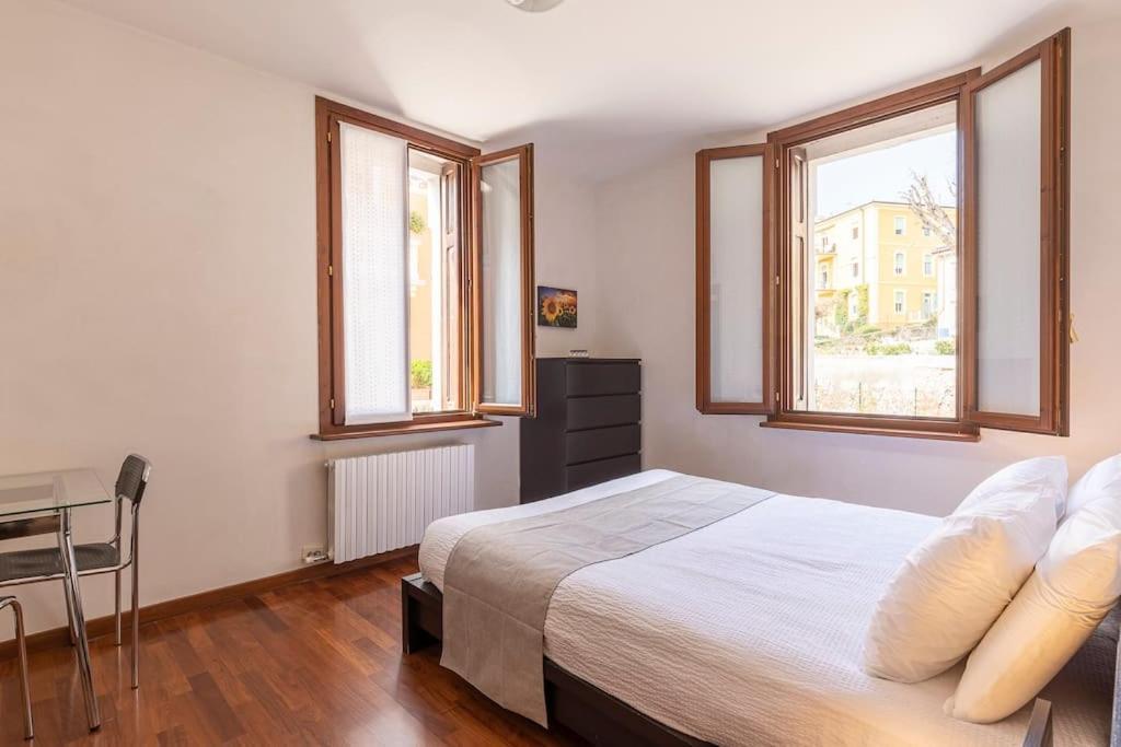 Residenza Sirtori Free Parking Leilighet Verona Eksteriør bilde